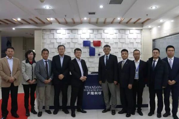 El Sr. Hiroyuki, Jefe de Investigación y Desarrollo de Hitachi Group visitó Xi'an Tianlong